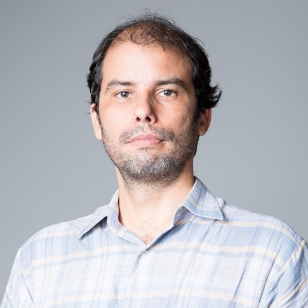 Prof. Marcos Bau Carvalho